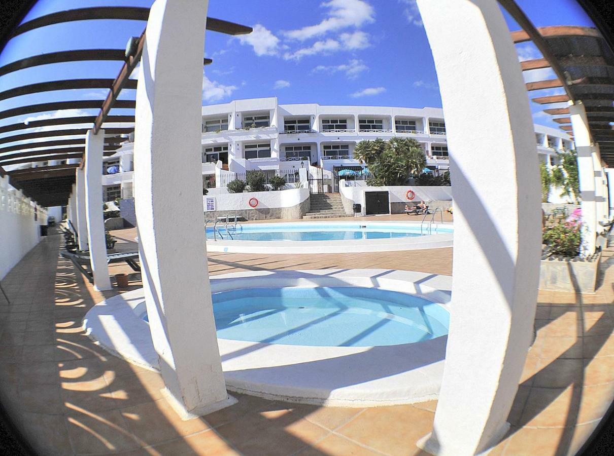 Apartamentos Las Vistas De Lanzarote Puerto del Carmen  Exterior photo